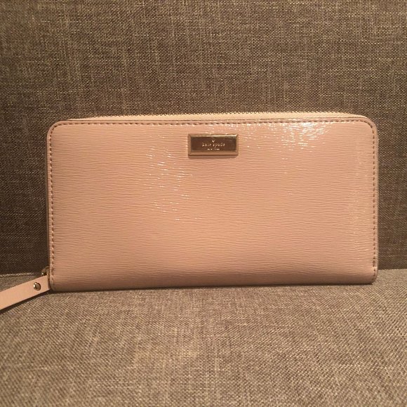 kate spade Handbags - kate spade Leather Zipper Wallet in Light Pink